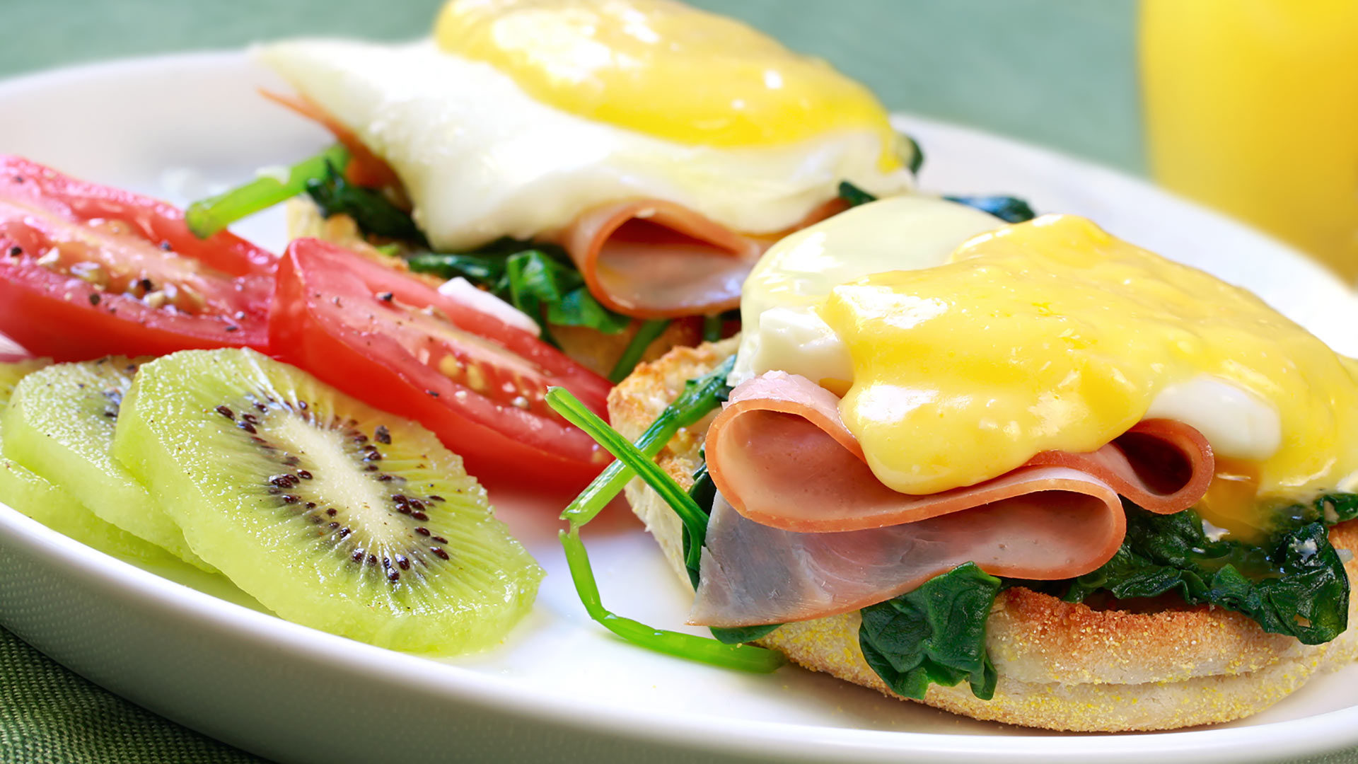eggs benedict